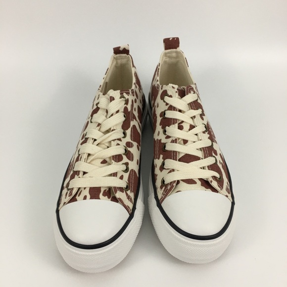 Olive Miller Brown White Cow Print Low Sneaker 8 - Picture 4 of 7